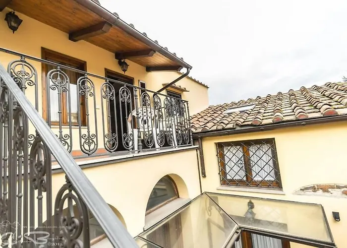 Apartment Roomy By Il Mosaico